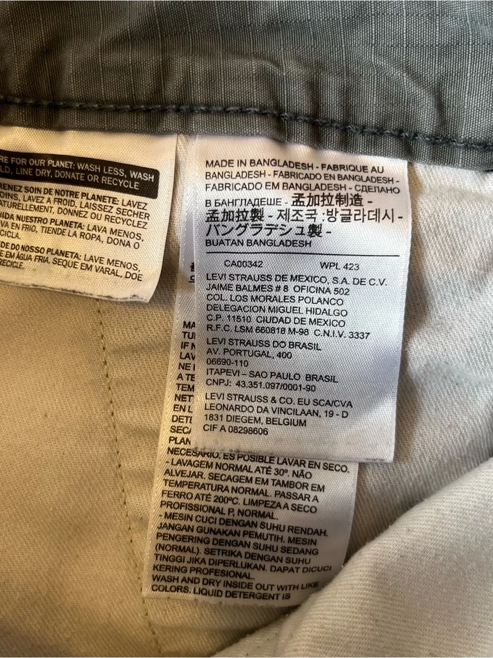 Levis Shorts Mens 34 Gray Cotton Cargo Utility Casual Distressed Skater Street
